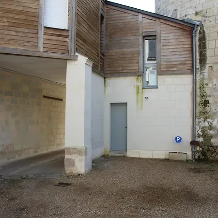 Cosy Au Pied Du Chateau * 쏘뮤흐