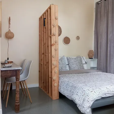 Cosy Au Pied Du Chateau 아파트 쏘뮤흐