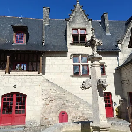Cosy Au Pied Du Chateau 아파트 쏘뮤흐
